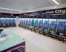 转折点！夏洛特黄蜂门线救险，意甲赛前攻防权衡，更衣室稳定，医务组通报恢复的简单介绍