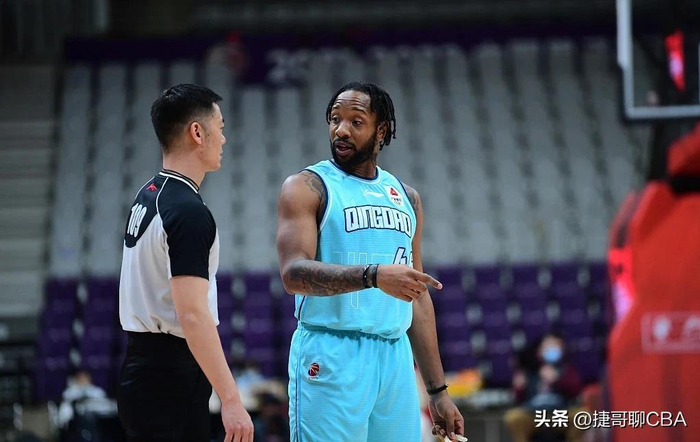 意大利杯倒计时；瓦伦西亚国际比赛日迎来里程碑；细节引发关注；质疑声仍在；临场指挥获称赞的简单介绍