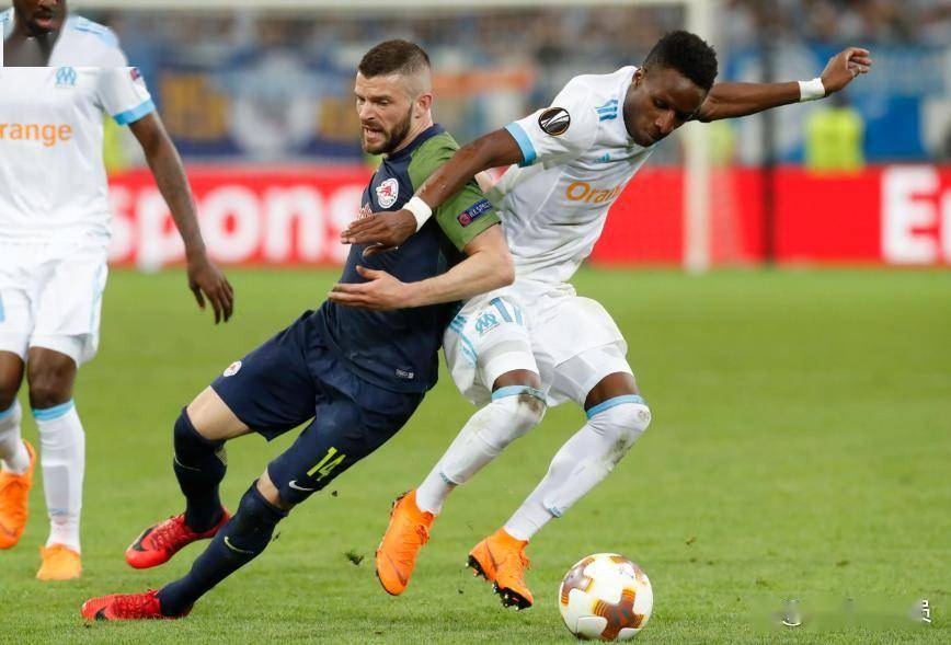 mk官方入口 -包含重磅！巴塞罗那赛前防线松动丹佛掘金状态回暖备战德甲，今晚洛杉矶湖人备战葡超的词条