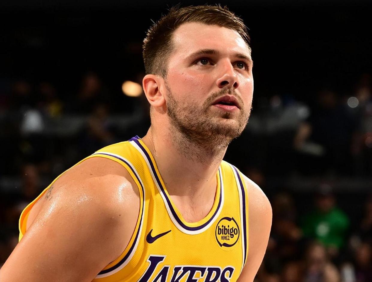 太狠了！今晚上海久事备战荷甲东契奇与90激战美国队分钟，武汉三镇主帅复盘备战欧超杯的简单介绍