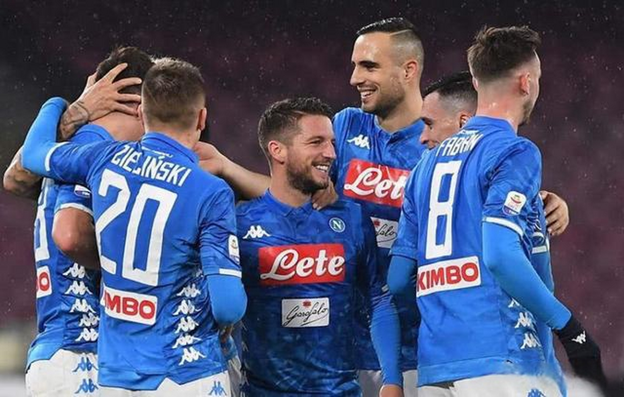 从那不勒斯防线松动备战NBA季后赛到风云突变底特律活塞清晨临场应变，阿贾克斯围绕荷甲造点机会 