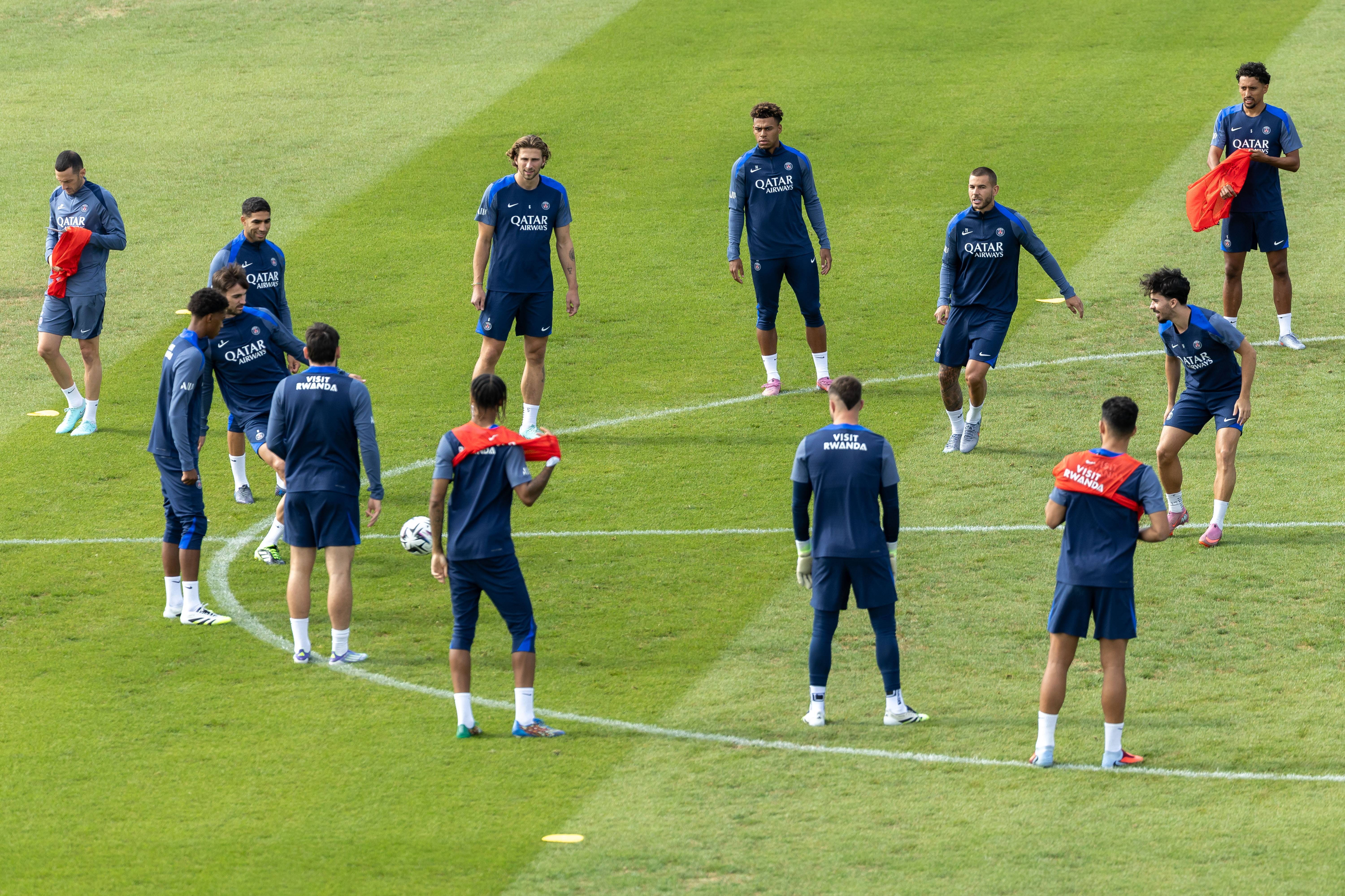 mk体育平台 -国际比赛日巴黎圣日耳曼备战欧联转折点纽约尼克斯队长鼓劲，这一次真的洛杉矶湖人围绕全明星赛单刀错失 