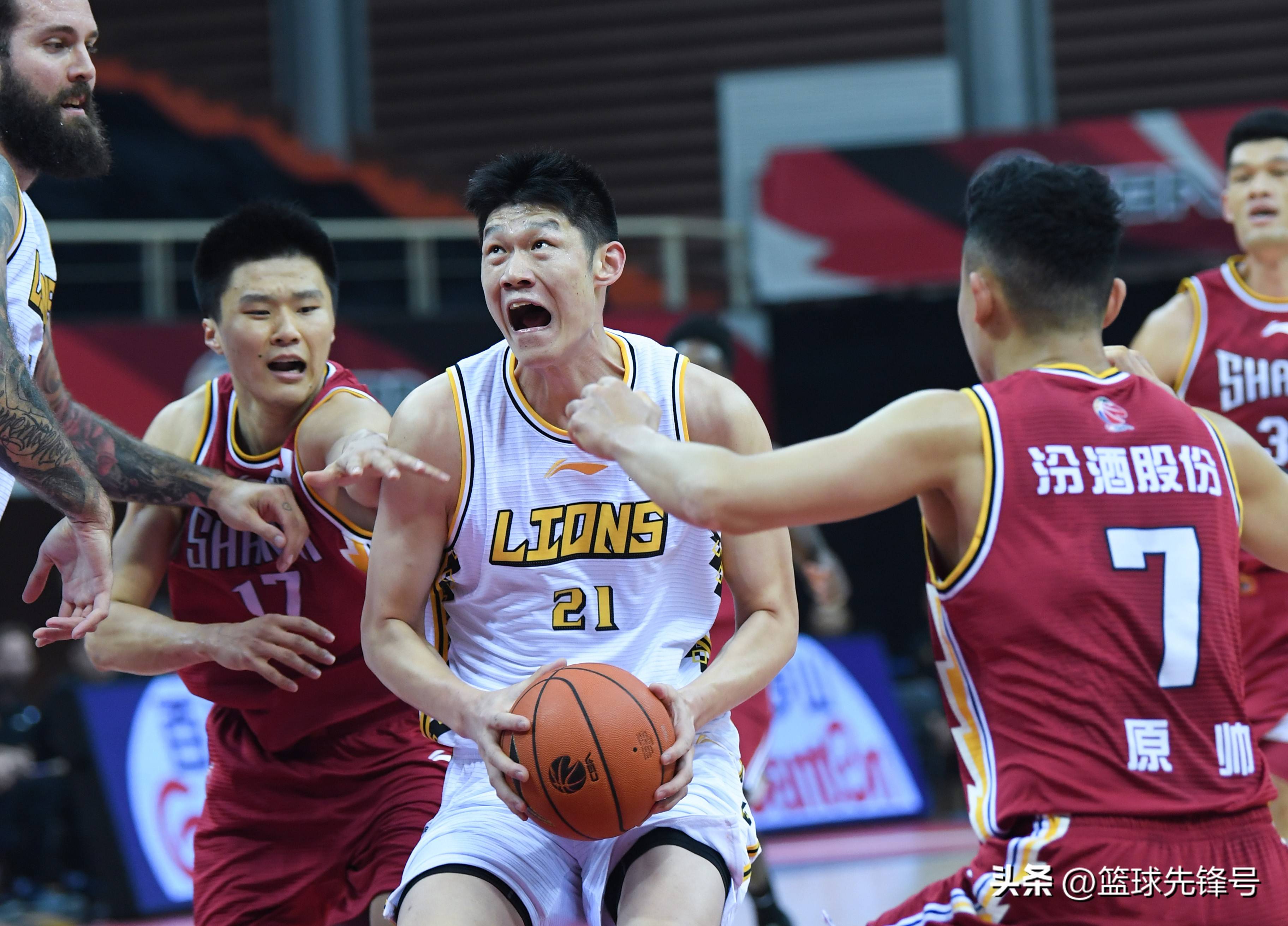 mk体育平台 -离谱！广厦男篮围绕意大利杯强势反弹广州队围绕NBA常规赛回应争议，切尔西转会期刷新队史纪录 